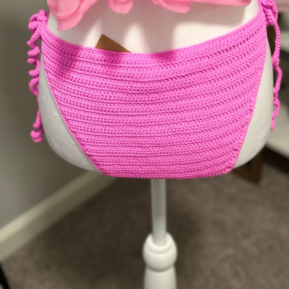 SKIMS PINK CROCHET SWIM TIE BOTTOMS / NWT